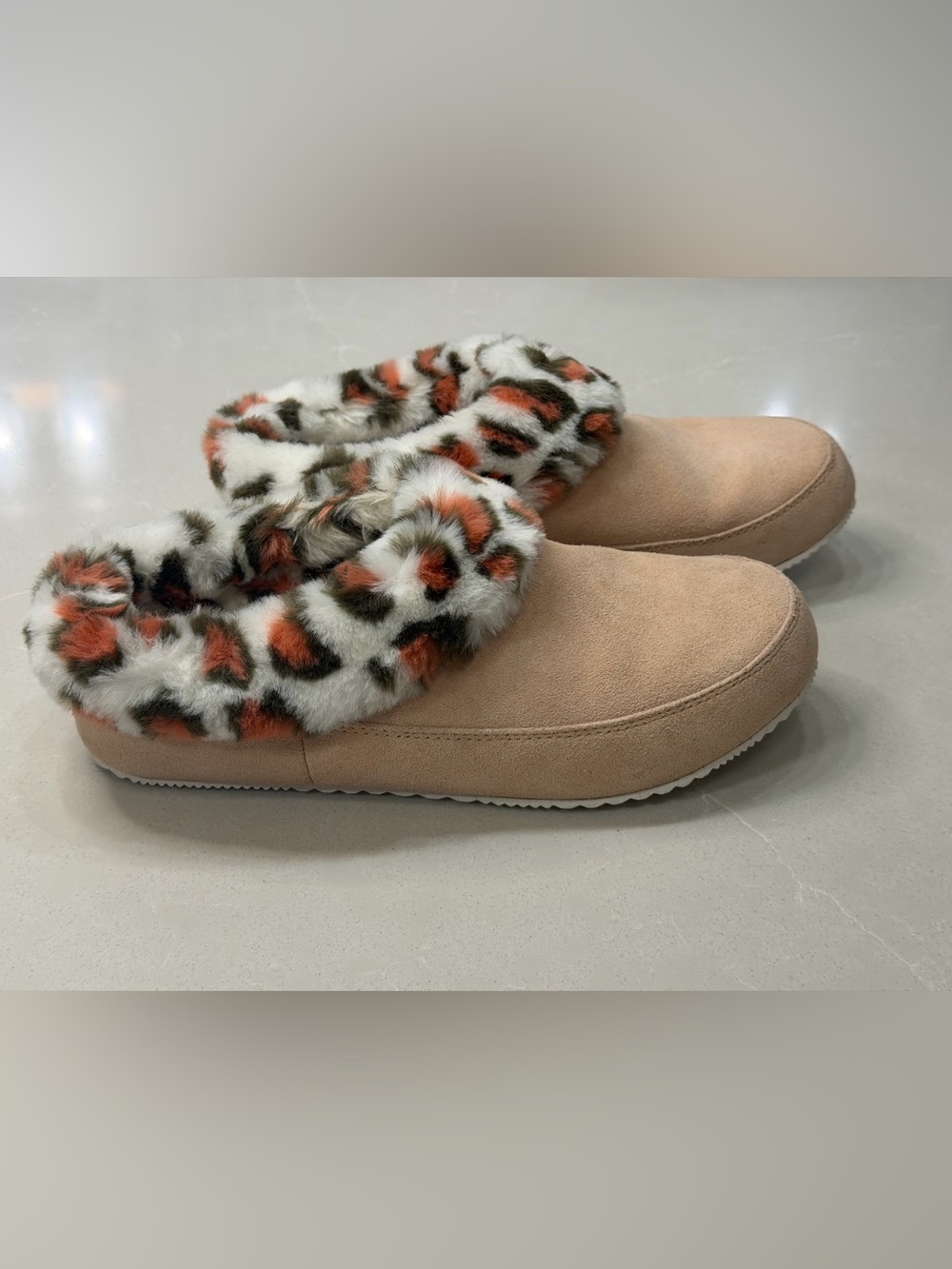 SOREL Go Coffee Run Suede Faux Fur Leopard Print Lining Slippers 11